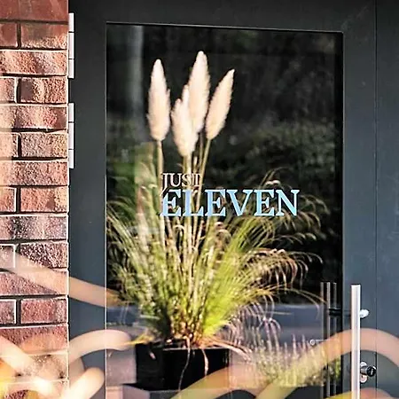 Just Eleven 3* Böhl