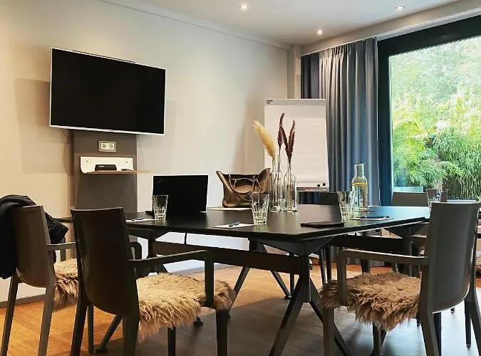 Just Eleven فندق Böhl