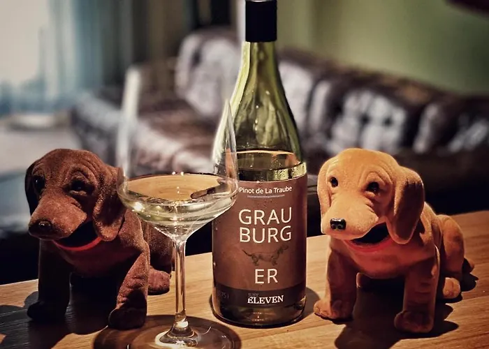 Just Eleven فندق