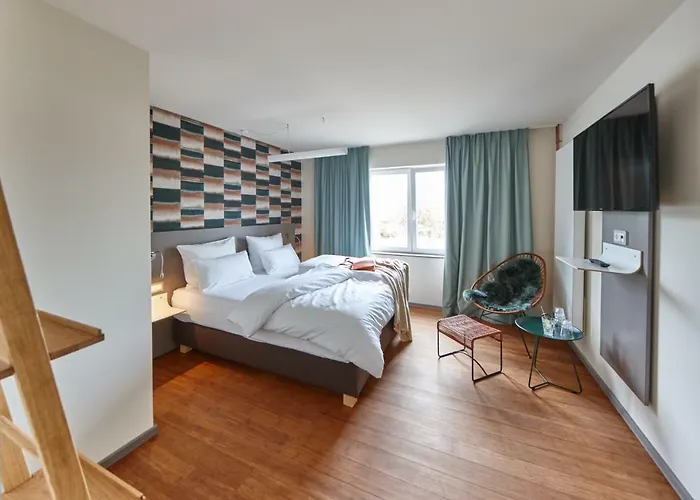 Just Eleven 3* Böhl