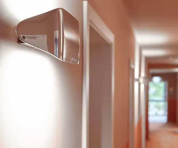 Just Eleven فندق 3*