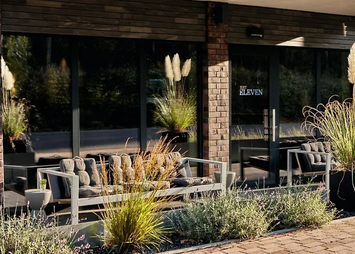 فندق Just Eleven Böhl